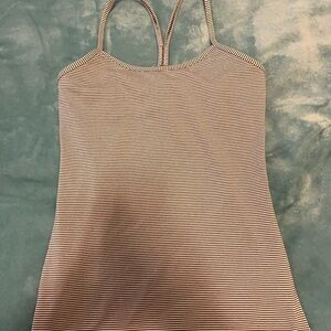 Women’s Lululemon tank top